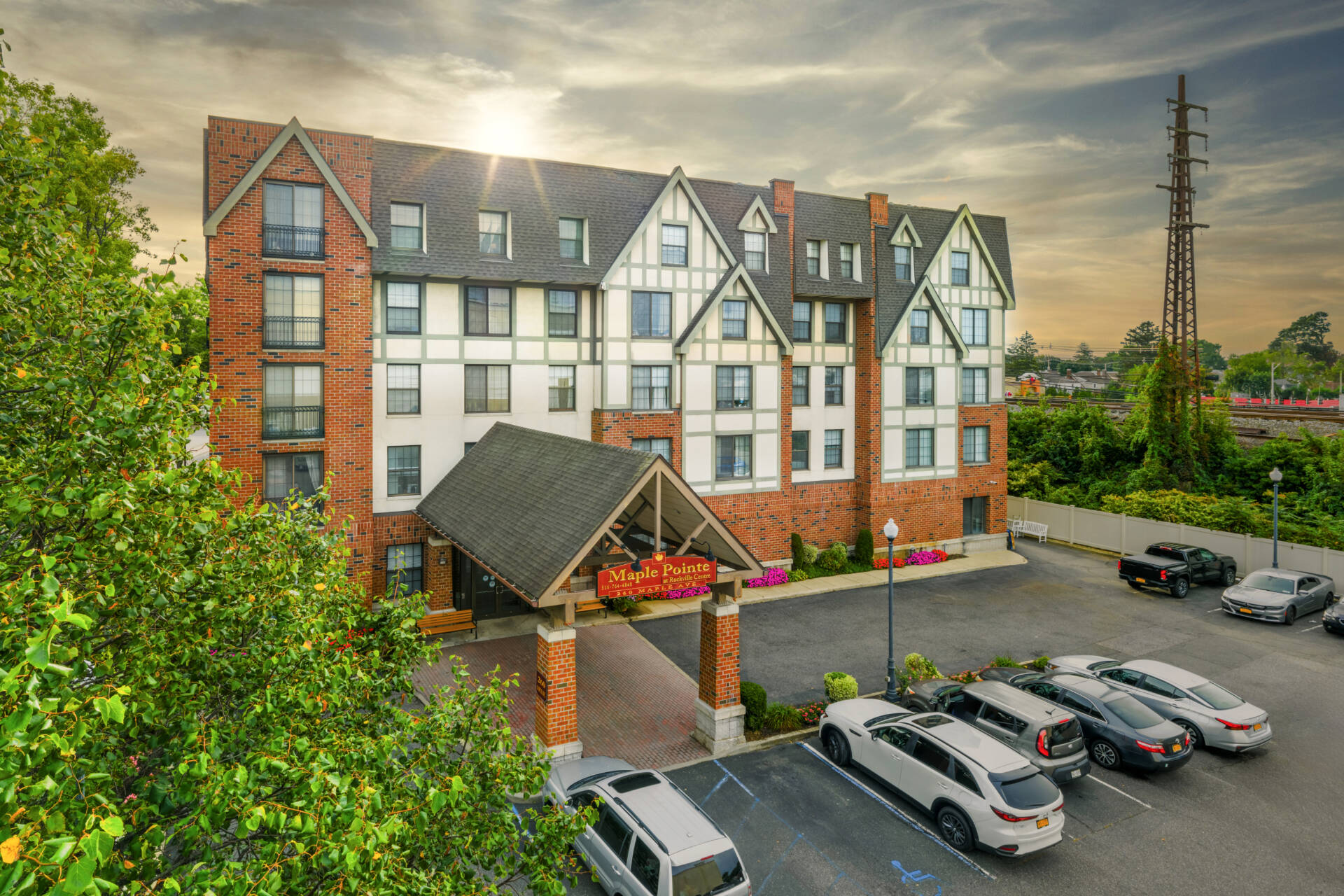 Maple Pointe